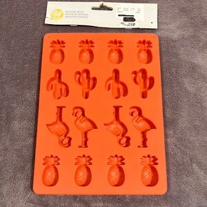 *3/$20* Wilton Orange Silicone Mold with Tropical Shapes. New.
